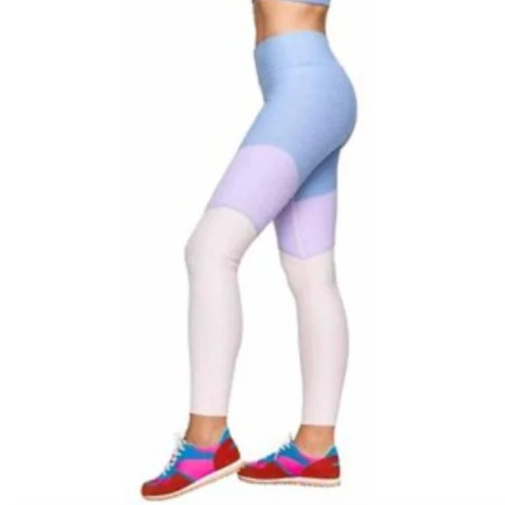 Outdoor Voices color block 7/8 springs leggings NWT Size xs